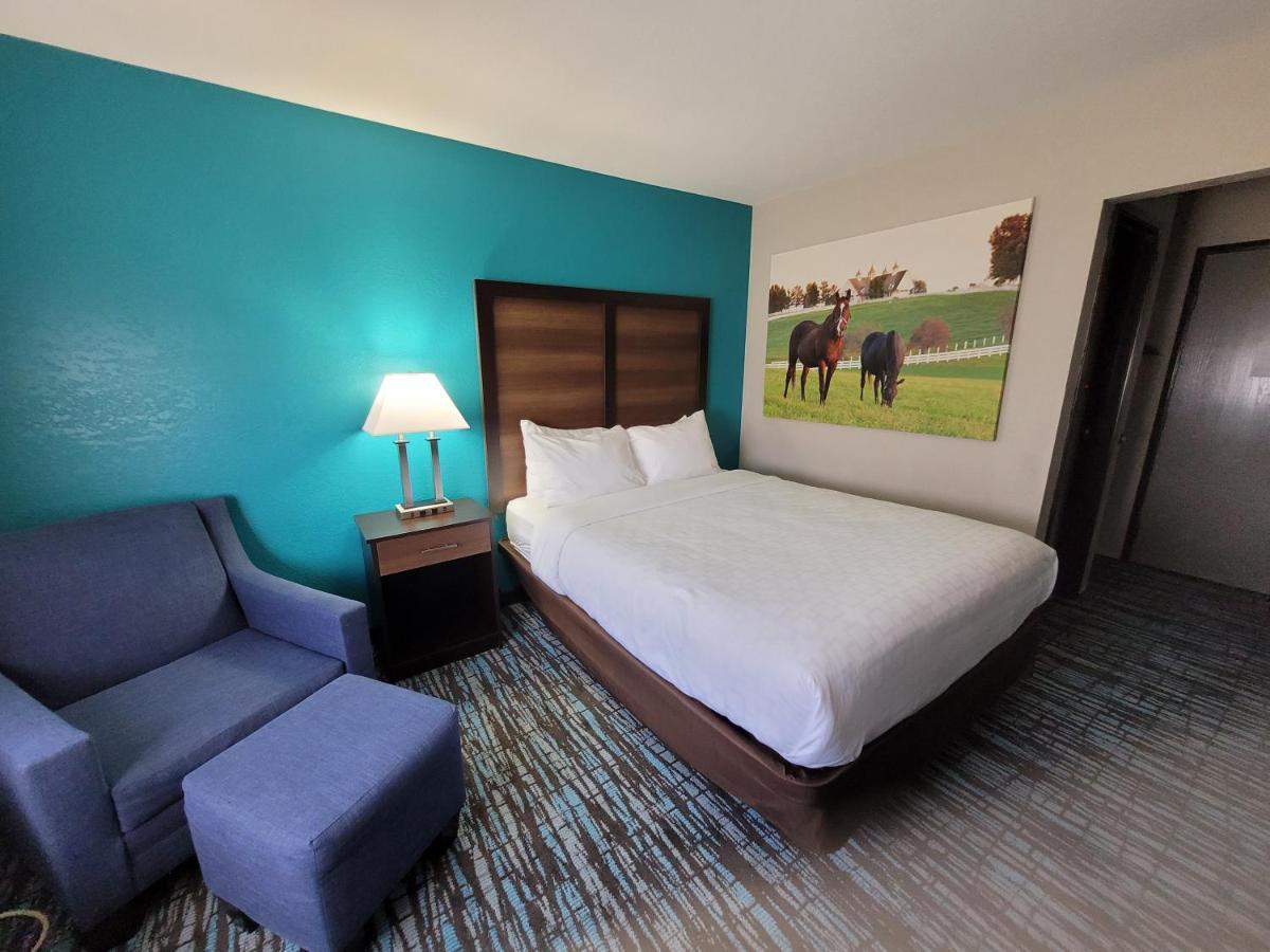 Clarion Pointe Harrodsburg-Danville מראה חיצוני תמונה