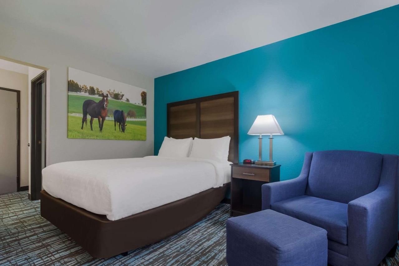 Clarion Pointe Harrodsburg-Danville מראה חיצוני תמונה